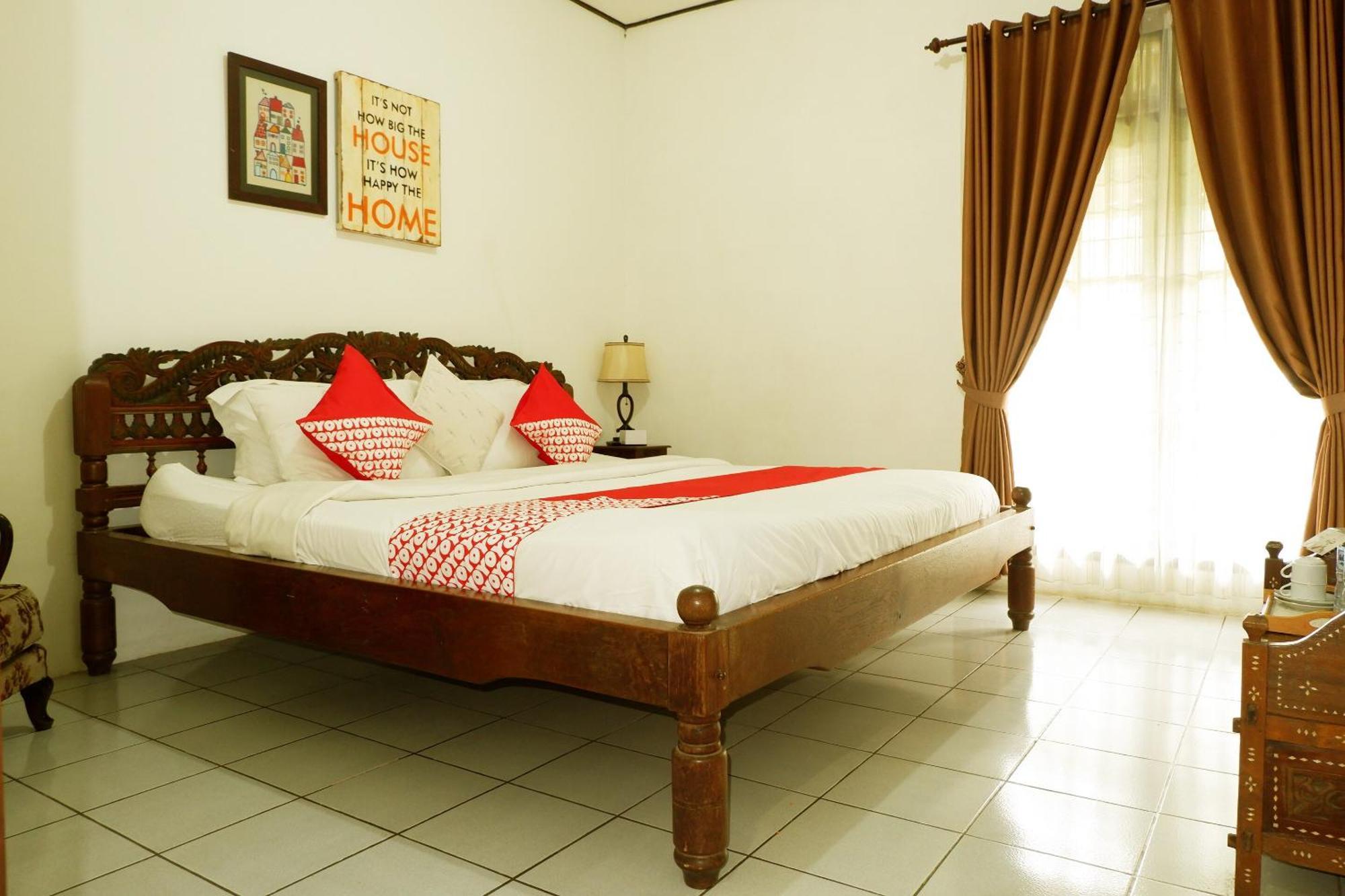 Cemara'S Homestay Batu  Zewnętrze zdjęcie