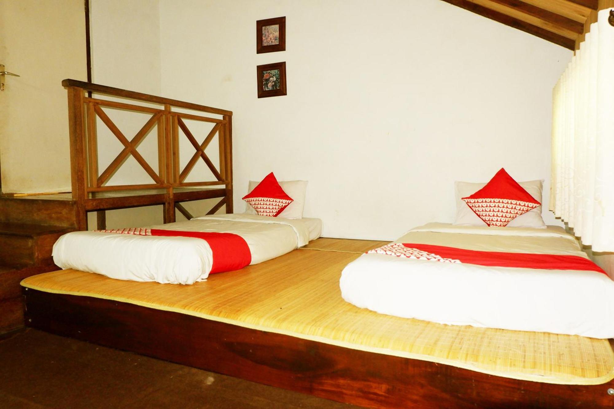 Cemara'S Homestay Batu  Zewnętrze zdjęcie